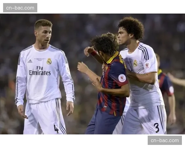皇马防守推诿现象严重 球员间缺乏有效沟通